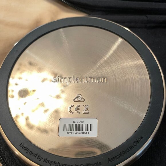 SimpleHuman Simple Human Mirror Foldable 10X Magnifying Mirror Case Cord Manual - Picture 4 of 9